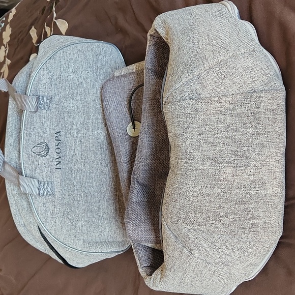 INVOSPA neck massager - Picture 2 of 3